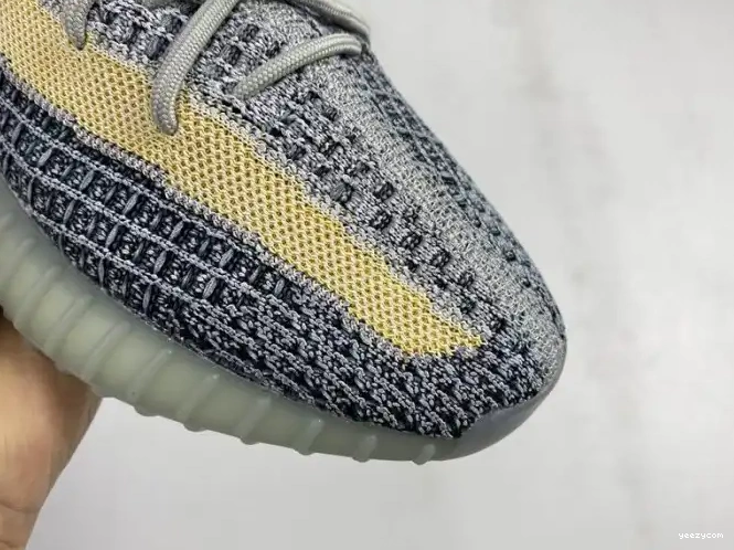 350 GY7657 Yeezy Boost Adidas Ash Blue V2 0602